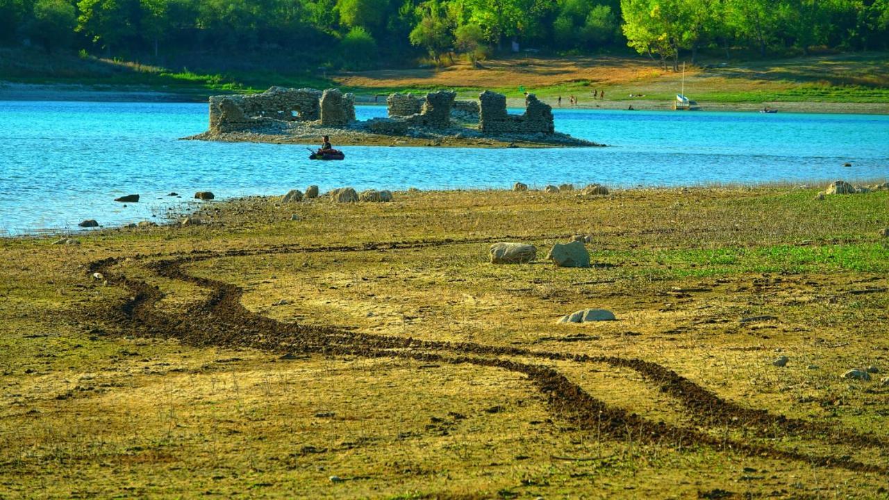 La Terrazza Sul Lago Turano Кастель-ді-Тора Екстер'єр фото