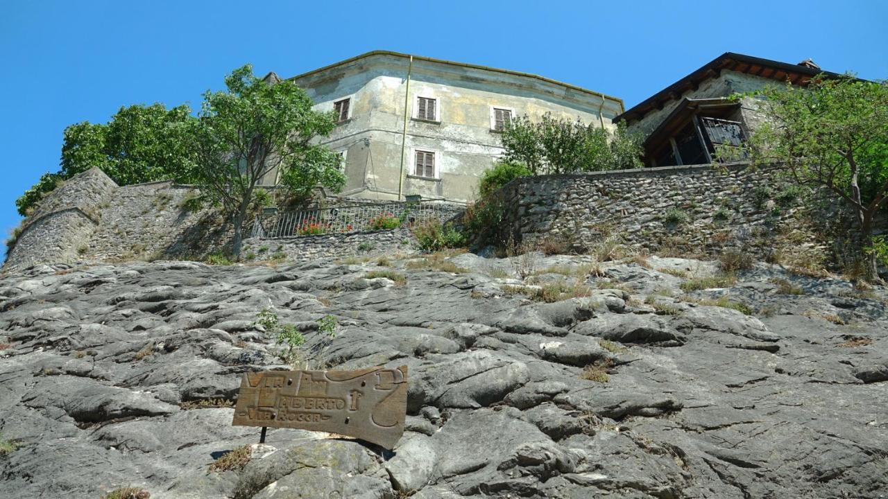 La Terrazza Sul Lago Turano Кастель-ді-Тора Екстер'єр фото