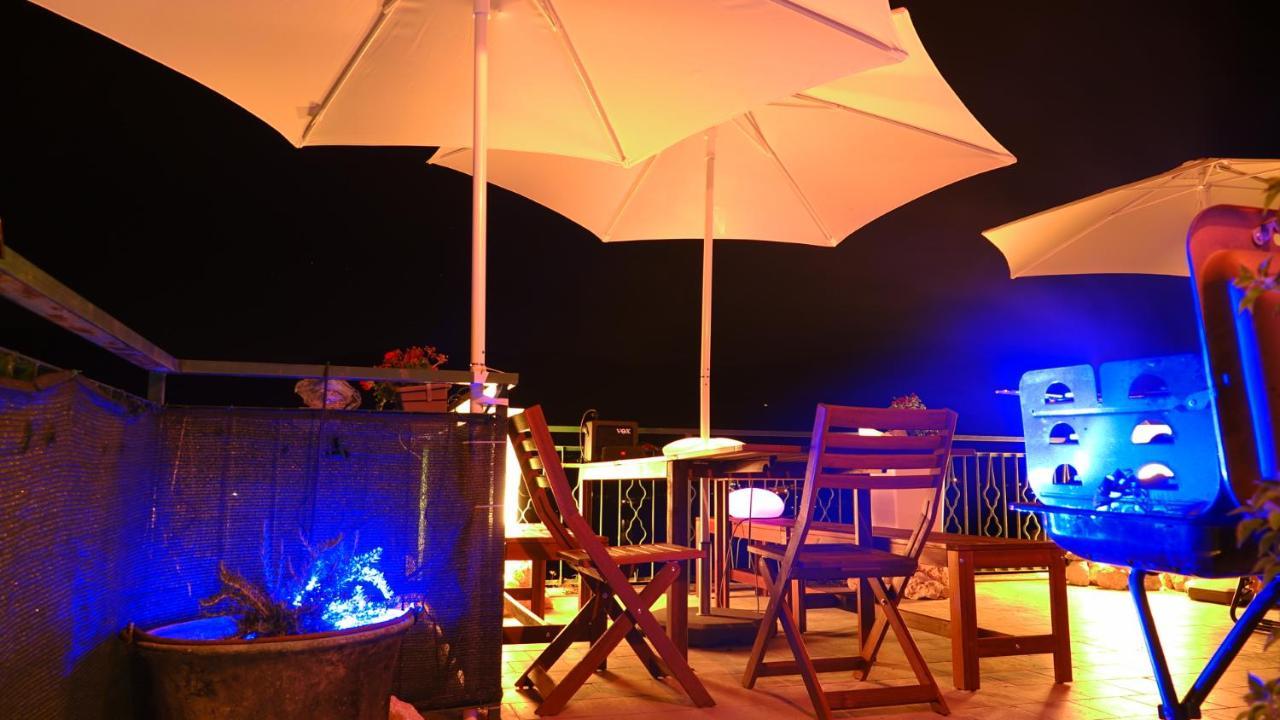 La Terrazza Sul Lago Turano Кастель-ді-Тора Екстер'єр фото