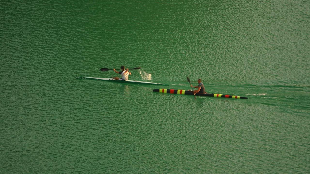 La Terrazza Sul Lago Turano Кастель-ді-Тора Екстер'єр фото