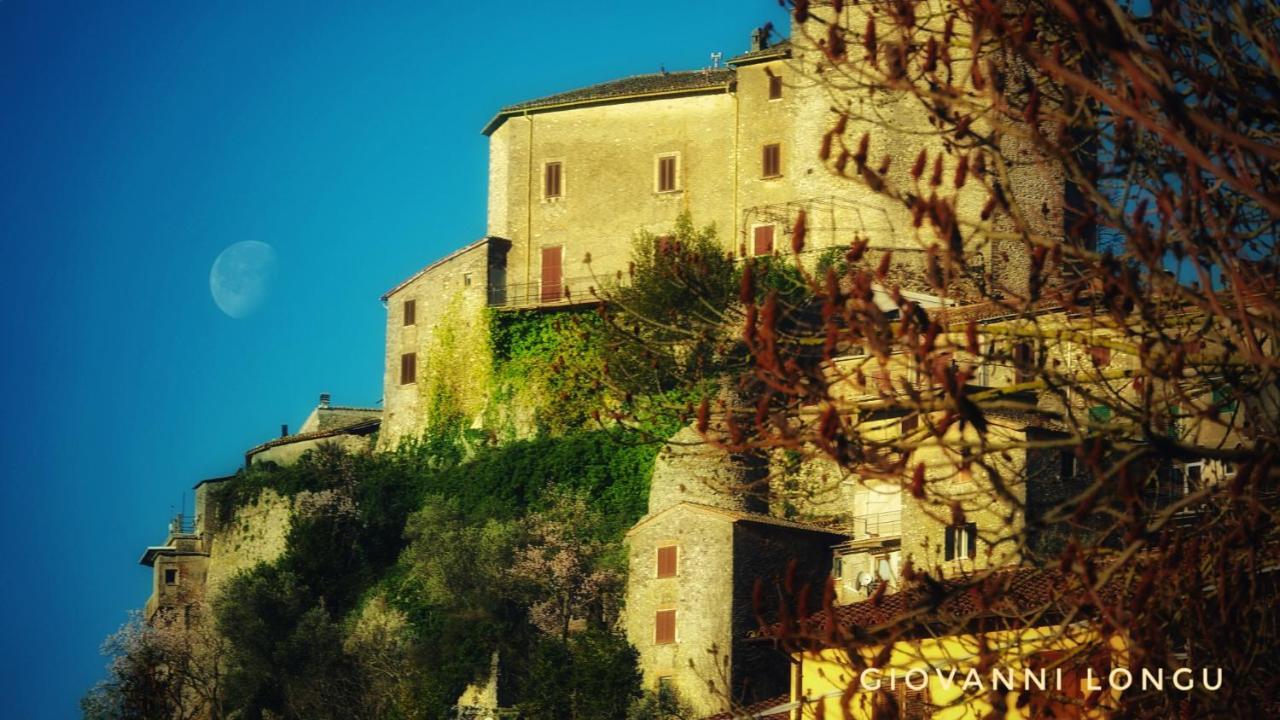 La Terrazza Sul Lago Turano Кастель-ді-Тора Екстер'єр фото